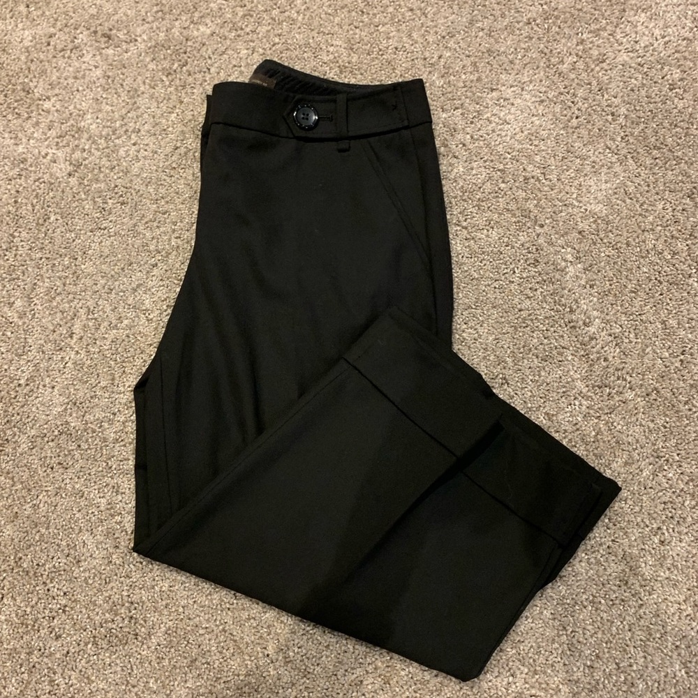 Never worn. The limited wide leg cropped pant